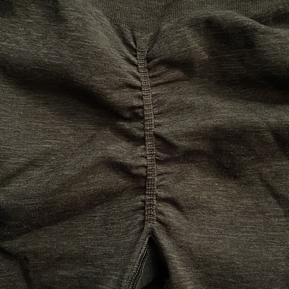 Alphalete Amplify Biker Shorts in Evergreen - Picture 3 of 5